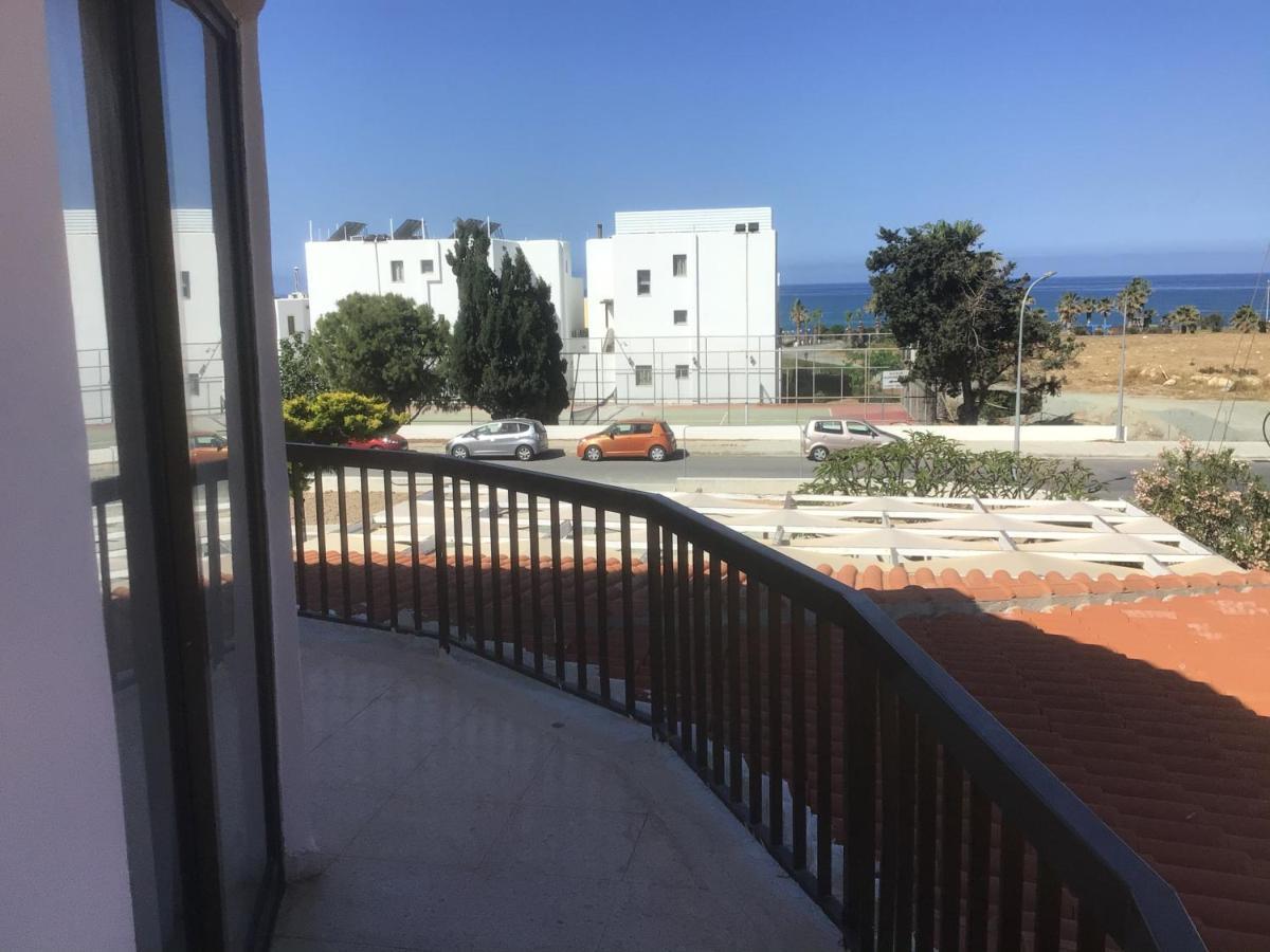 King Philips Apartment Paphos Exterior photo